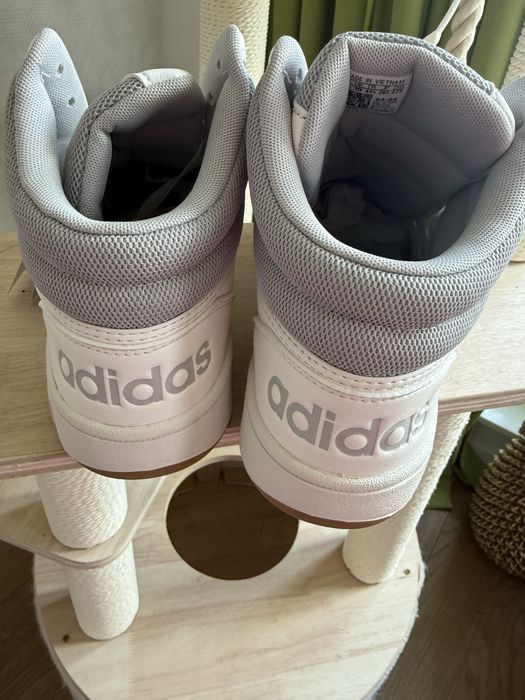 Nowe buty adidas hoops 3.0 44 2/3