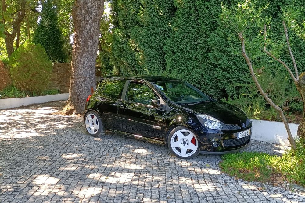 Renault Clio 2.0 16V Sport