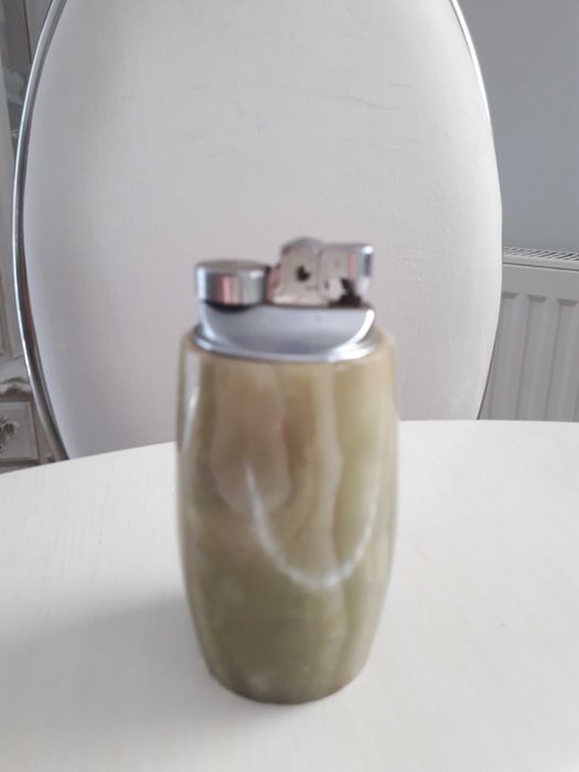 ZAPALNICZKA z naturalnego kamienia ONYKS