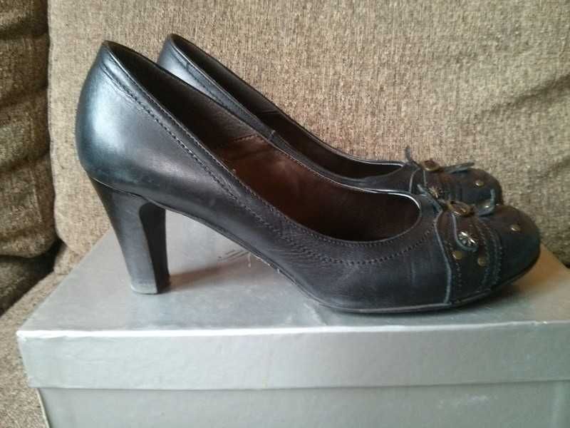 Pantofle na obcasie, ze skóry, wysoka jakość, rozmiar 38