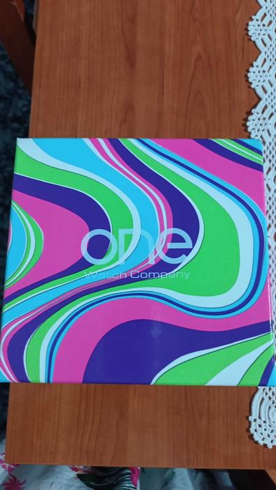 Relógio One com braceletes