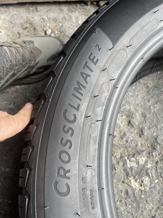 205/55 R17 Michelin CrossClimate 2 / 2шт./ як нові