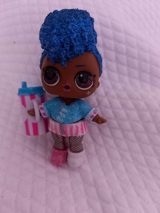 Boneca LOL como nova todos os acessórios  
original
