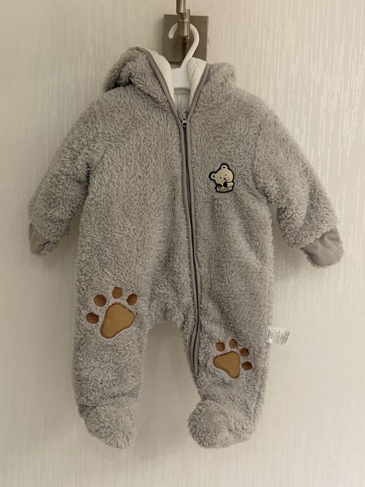 Новый серый детский комбинезон