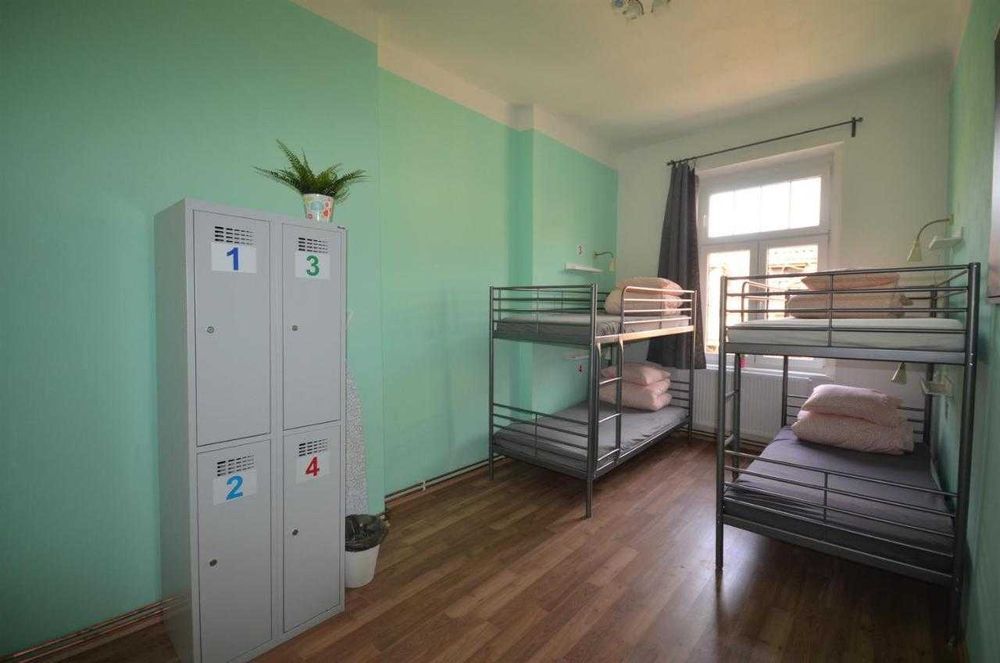 Крутой Хостел в Киеве! Метро Дарница ДВРЗ! Звоните !