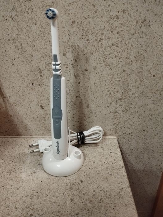 Escova de dentes elétrica