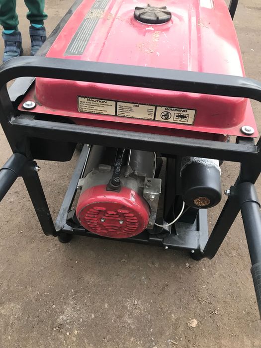 Генератор 7 кВт      .