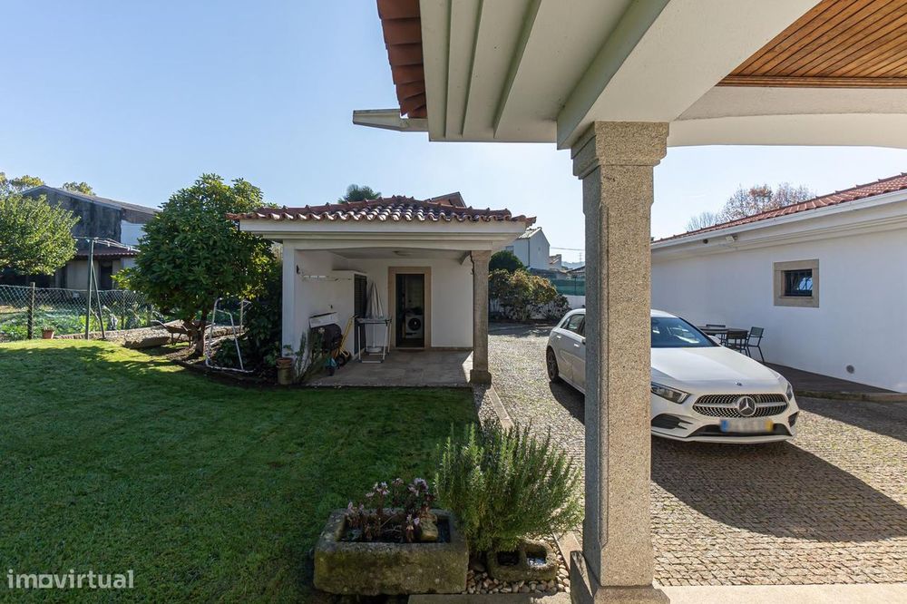 Quinta T4+1 , Moradia Térrea, 4.500 m² Terreno,  Privacidade Total