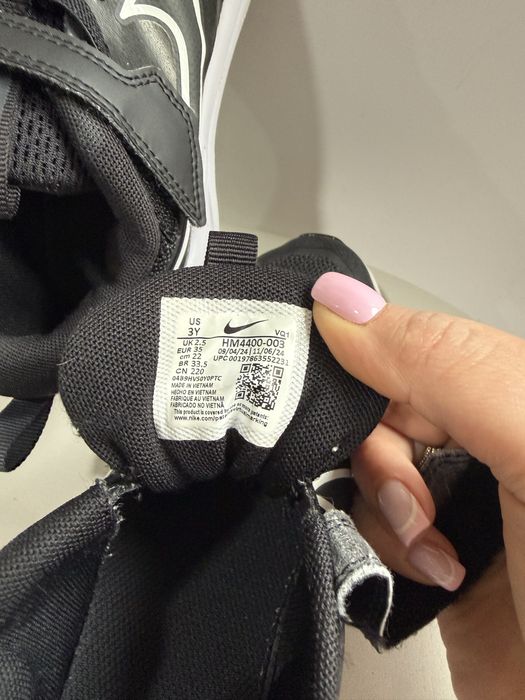 Кросівки nike 35