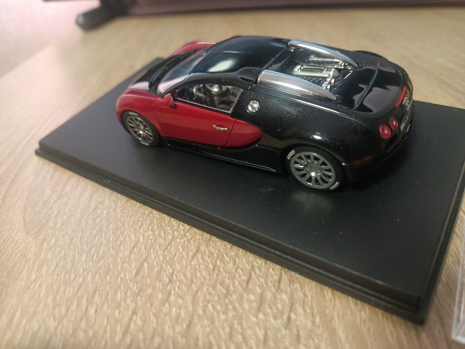 Модель 1/43 Bugatti Veyron 16.4/Бугатті: 2 200 грн