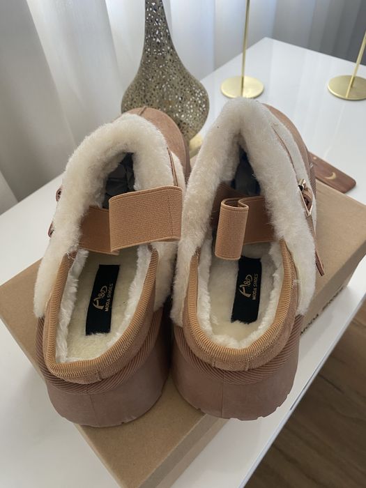 Pantufas quentinhas 8,5 €