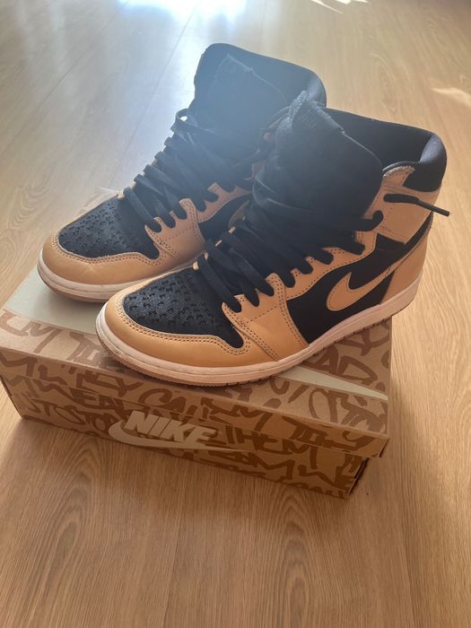 Air Jordan 1 Retro High OG Vachetta Tan (Heirloom)