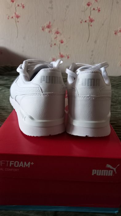 Нові шкіряні кросівки РUMA soft foam р.44(оригінал)