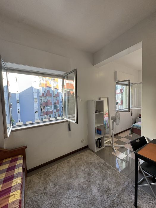 Pequeno apartamento Mobilado a 5 min da Praia | Paço de Arcos