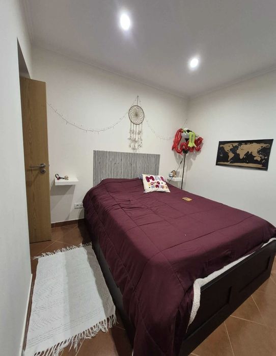 Vendo cama de casal