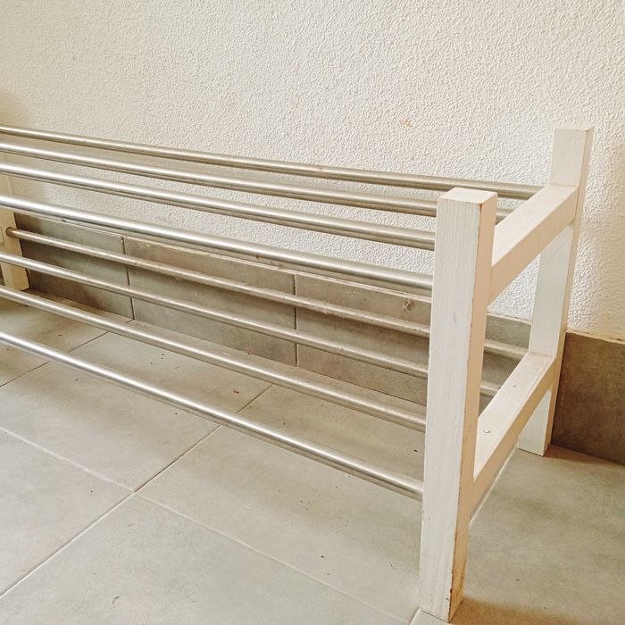Sapateira TJUSIG Ikea