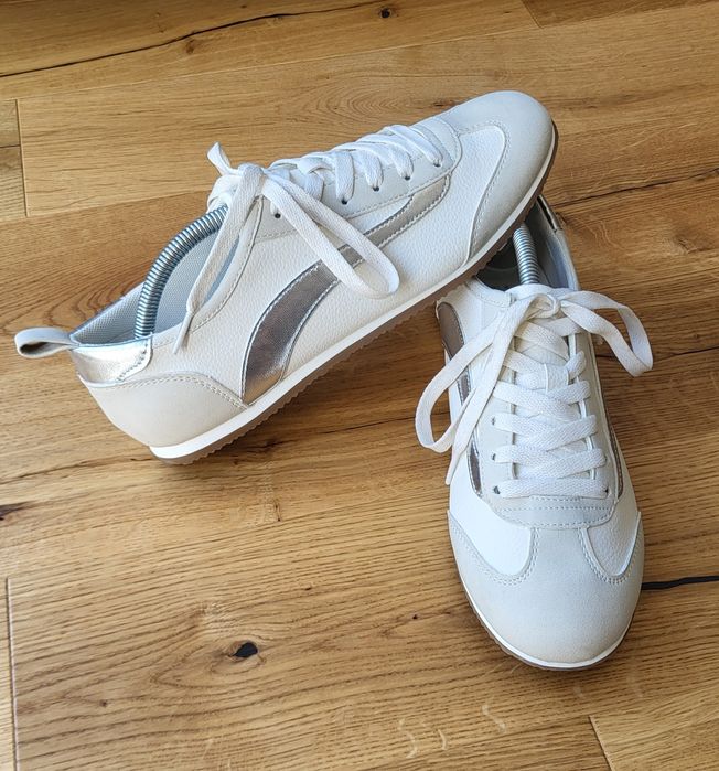 Snaekersy trampki Primark 39