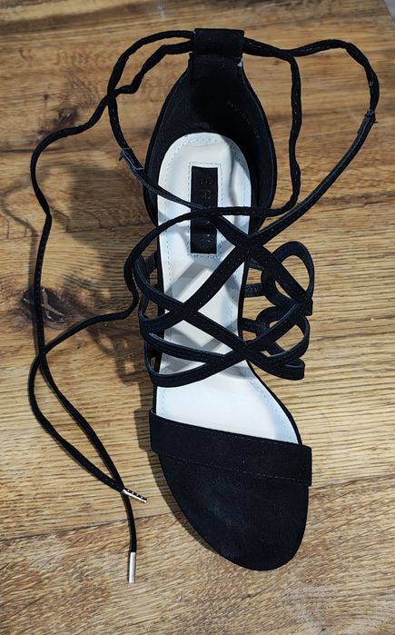 Buty szpilki. R.37