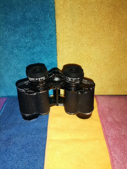 Binóculos Tasco 308 vintage com revestimento completo - 8x30