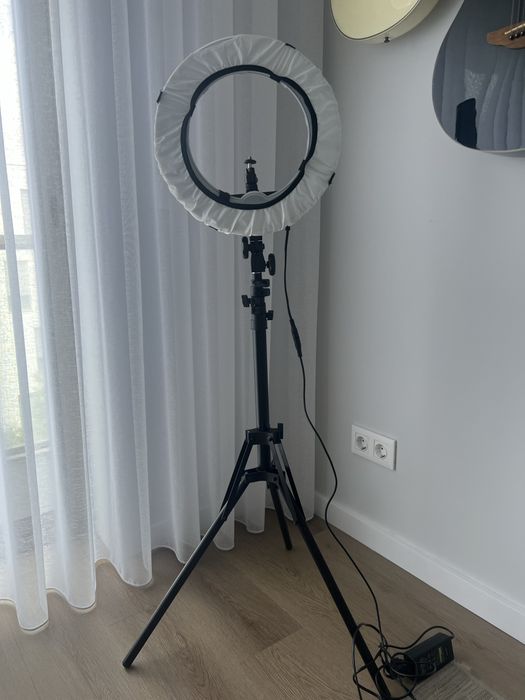 Ring Light com tripé Neewer