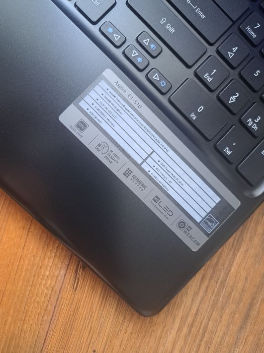 Laptop Acer Aspire e1-510