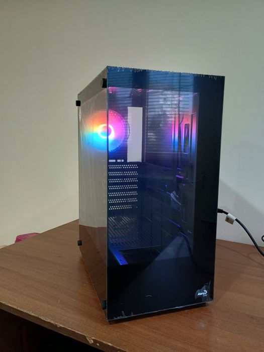 Корпус новий ATX aerocool