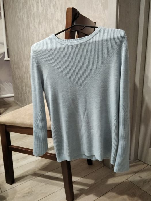 Продам 3 жіночі кофтини