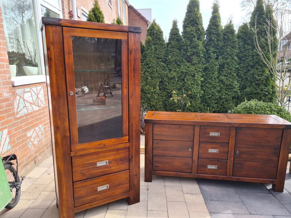 Wąska drewniana witryna w kolonialnym stylu 174x78x39