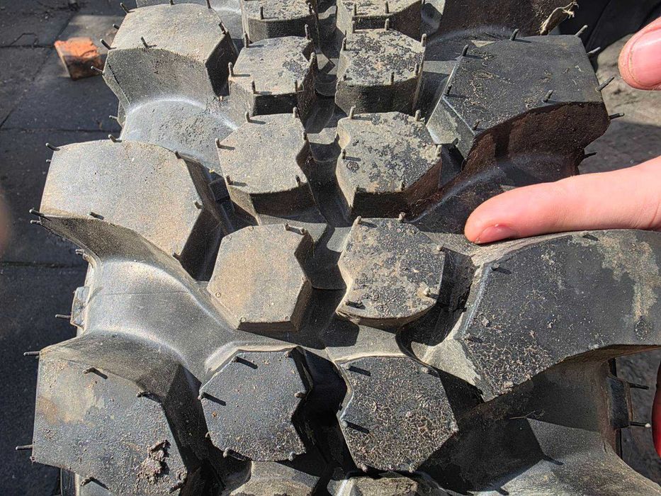 Болотна гума 245\70 R16 з дисками