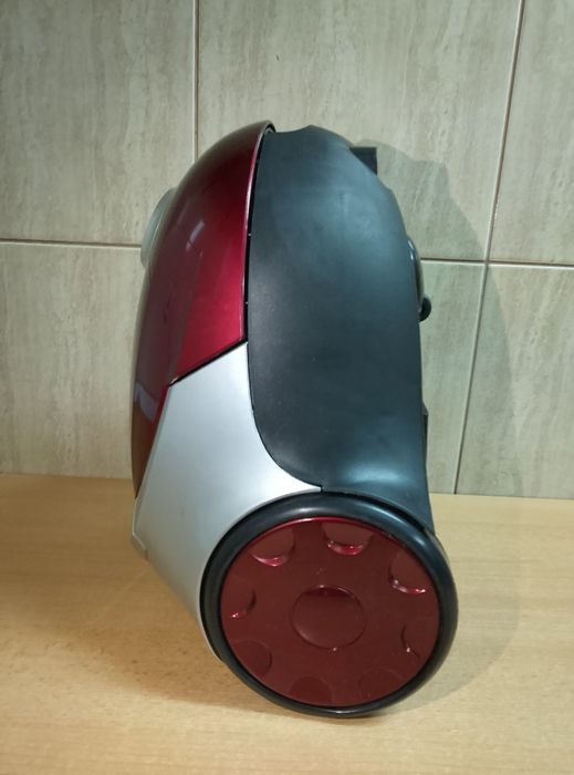 Odkurzacz Dirt Devil skuppy model M7011-1 moc 2000W