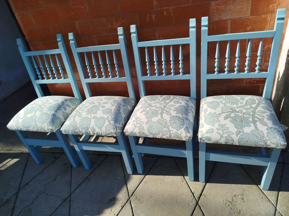 4 cadeiras como novas