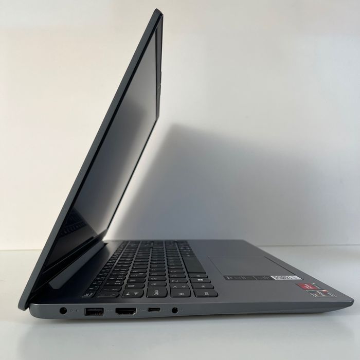 Computador Portátil Lenovo IdeaPad 3 Ryzen 7 12/256gb NVME 15.6"FHD c/carregador