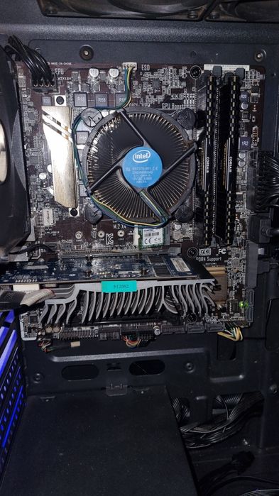 Torre gaming de entrada Intel i5