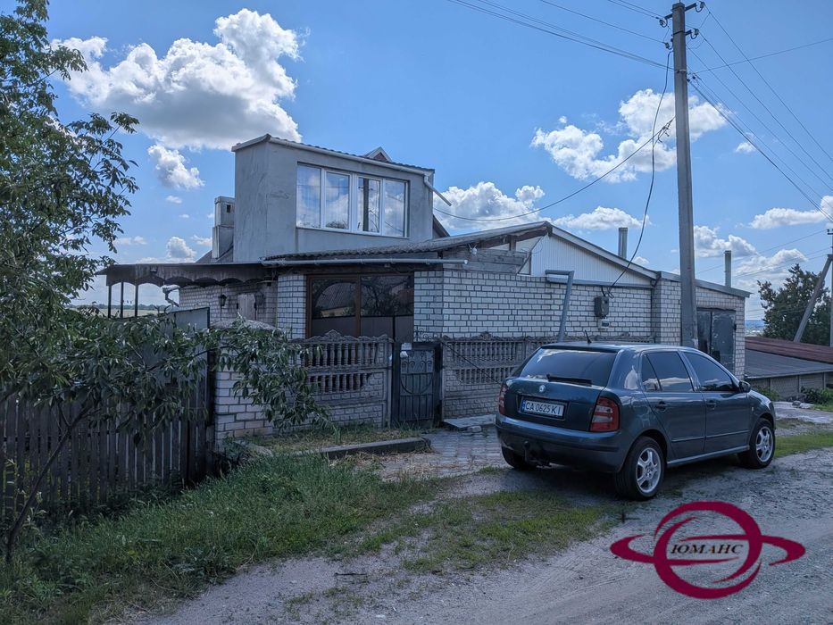 продаж будинку ( район Гори ) в м.Сміла