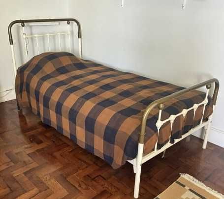 Cama de solteiro La Redoute — metal branco — 90x200 | 100€