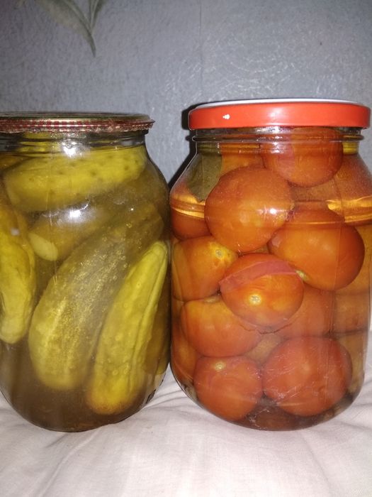 Лечо,салат,помидоры,огурцы,икра кабачкова