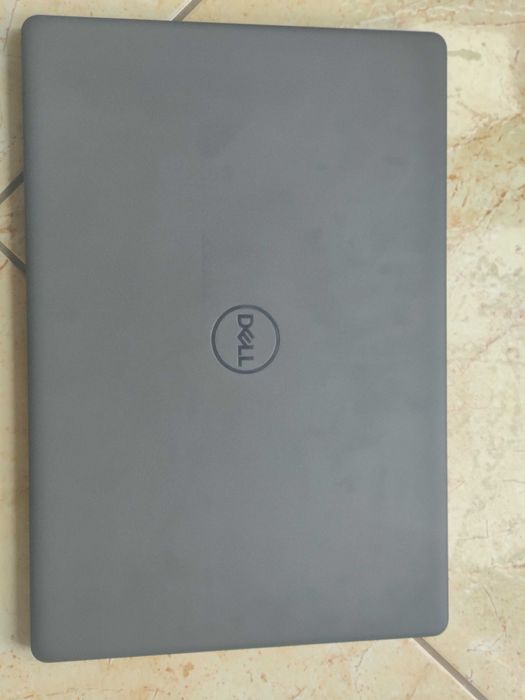 Laptop Dell Inspiron 15 3000