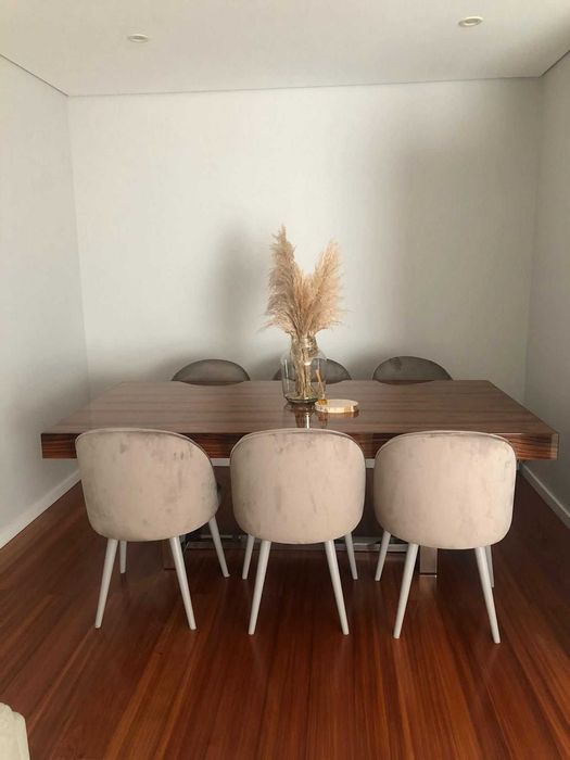 Cadeiras para mesa de jantar