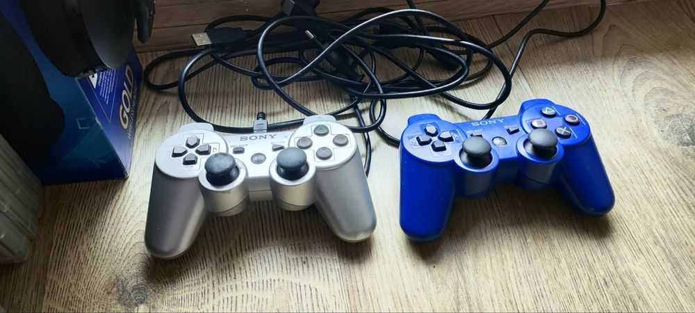 PlayStation 3 PS3 + pady + gry CFW przeròbka