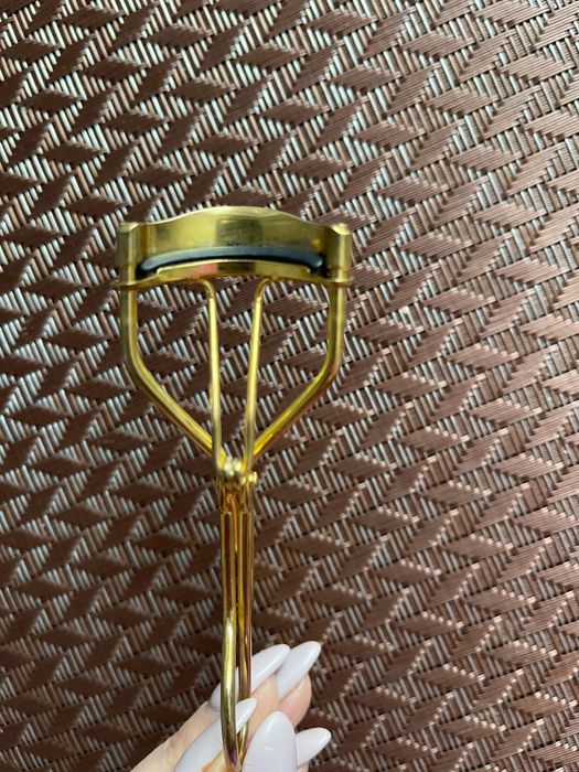 Щипцы для ресниц