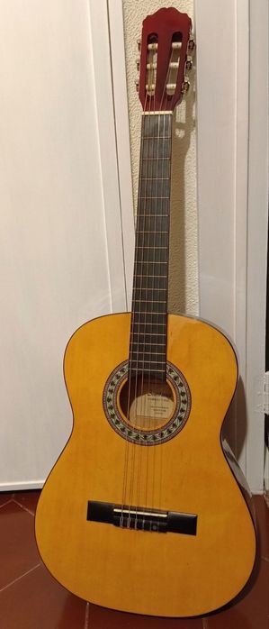 Guitarra 3/4 cordas nylon