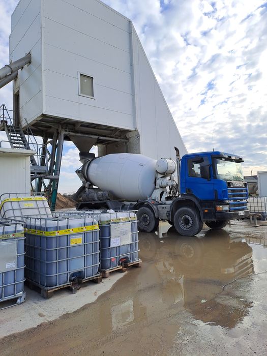 Beton podbudowa podsypka piach ziemia transport hds