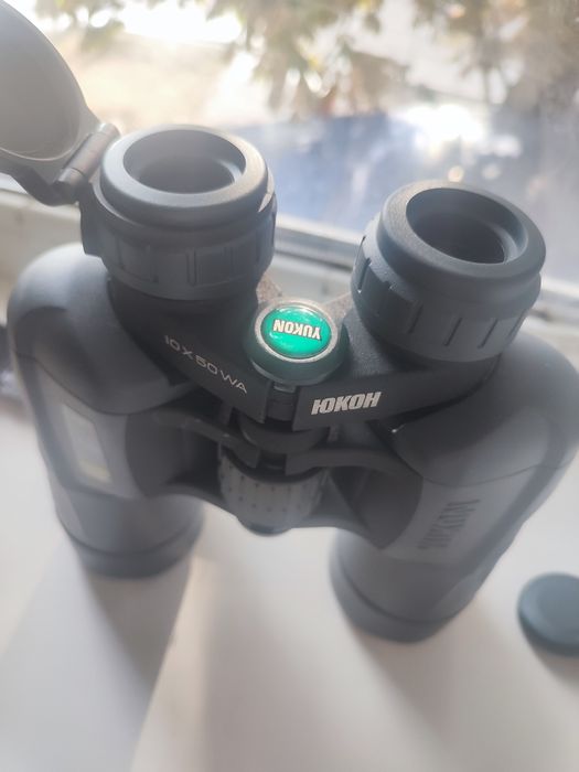 Бінокль YUKON 10x50 WA