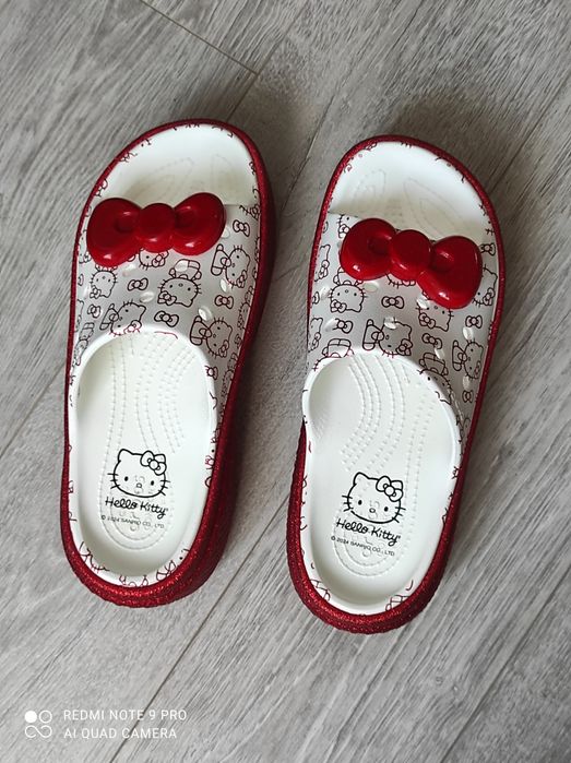 Кроксы, Crocs  Hello Kitty Stomp Slide.M5 W7.