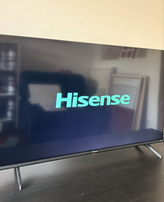 Televisão Hisense UHD 4K Smart TV