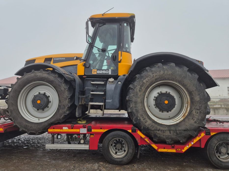 JCB FASTRAC 8250, 5400 godzin, Vario, idealny