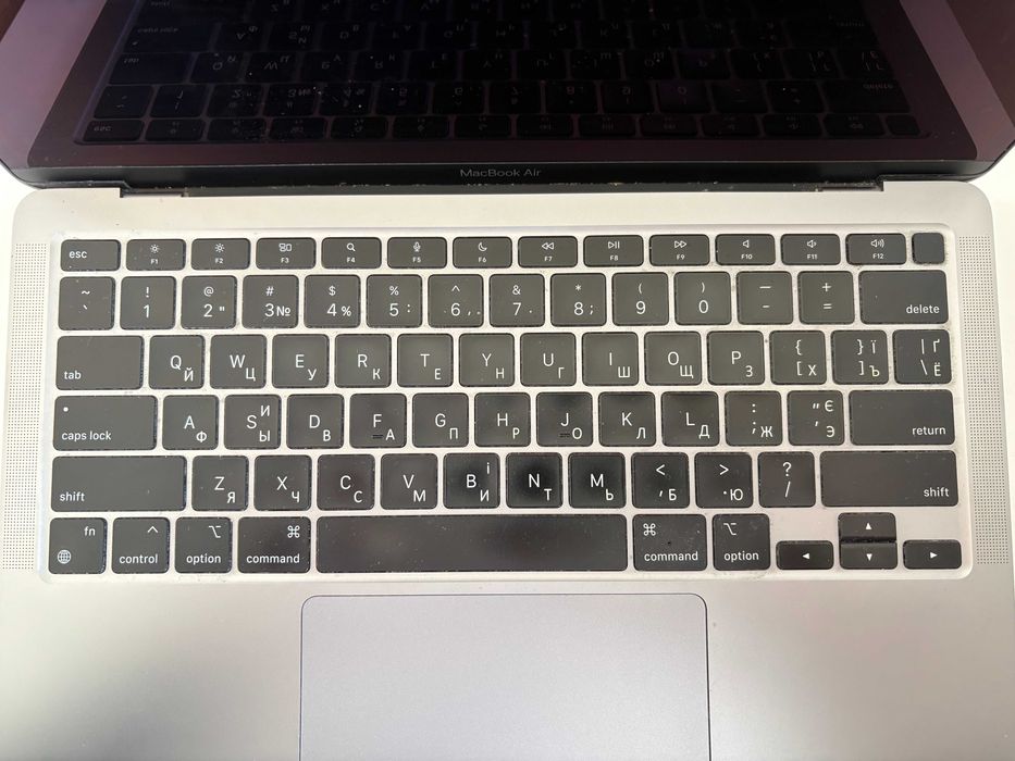 MacBook Air M1 2020 (8GB / 256GB)