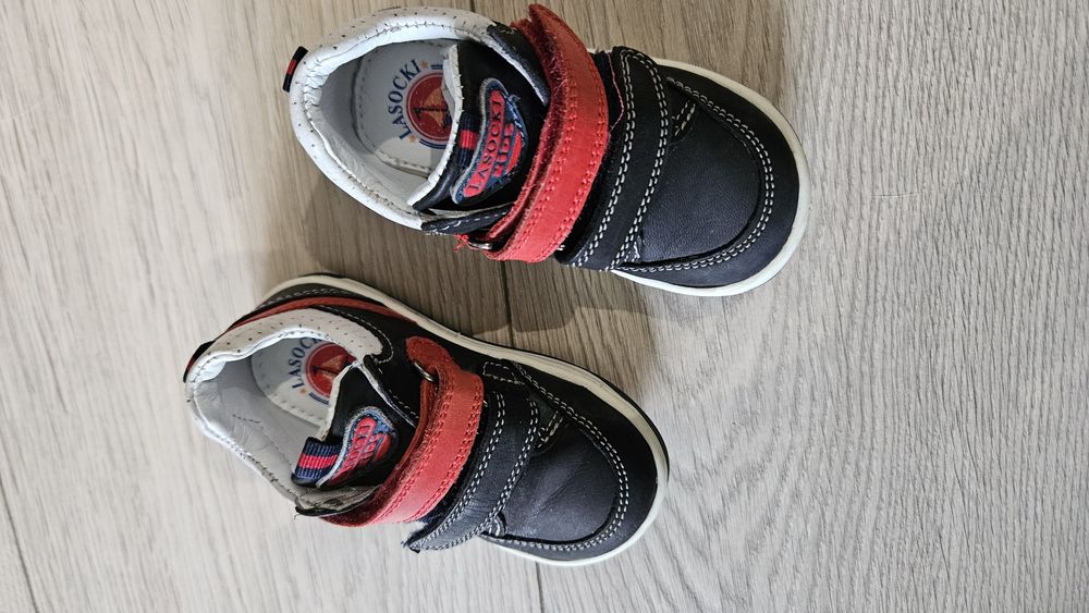 Półbuty  skórzane ccc lasocki 21