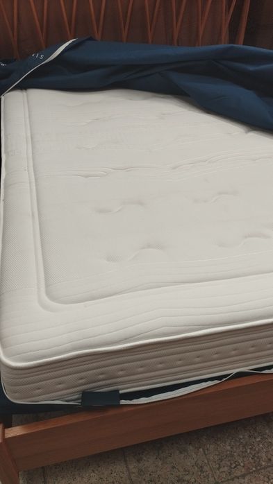 Cama de casal 1.50 x2.00m