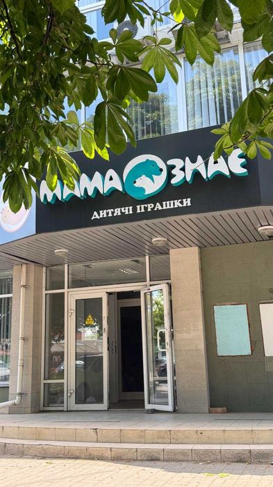 Нежитлове приміщення, 484 м2, м. Луцьк, вул. Червоного Хреста, буд. 16